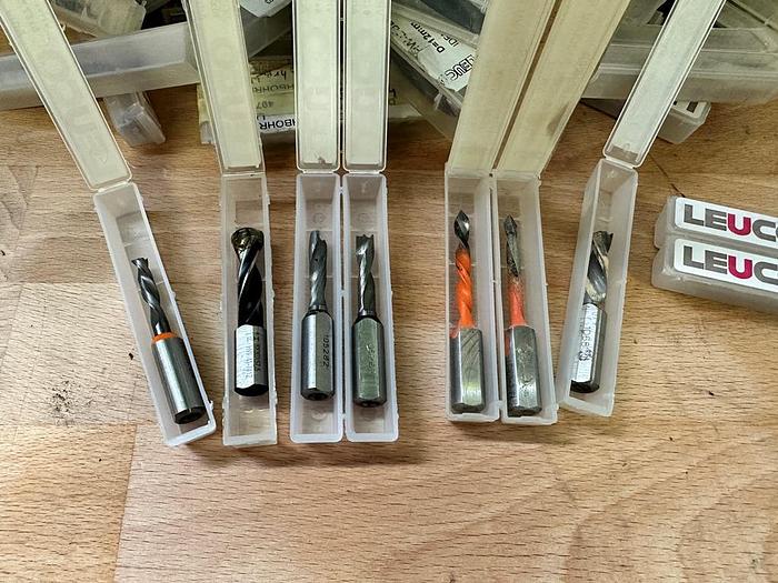 Neuwertig Posten Dübelbohrer