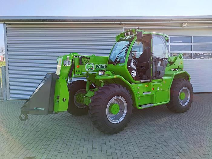 Neuwertig Teleskopmaschine Merlo P 120.10 HM