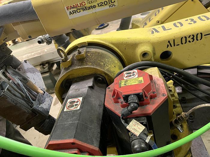 Used 2011 FANUC ARCMATE 120iC/10L 6 AXIS CNC MIG WELDING ROBOT WITH R30iA CONTROLLER (SEVERAL AVAILABLE)