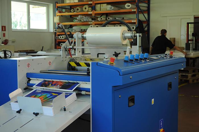 D & K Europa EL – Laminating & Embossing machine
