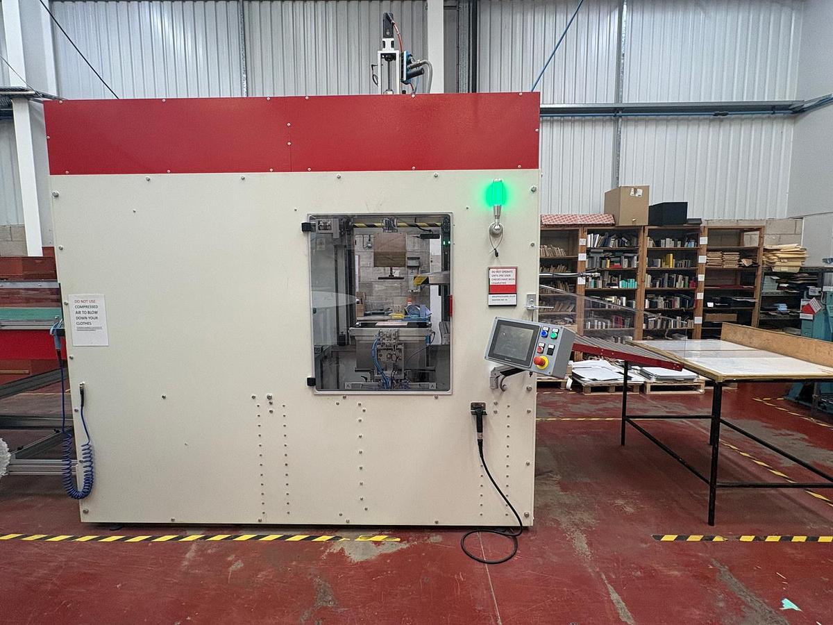 Used Peroni Box Wrapper 24