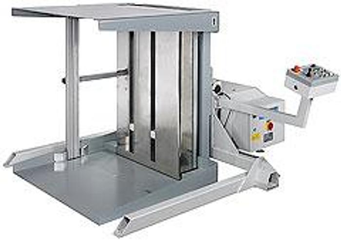 Busch SE 90 Pile Turner