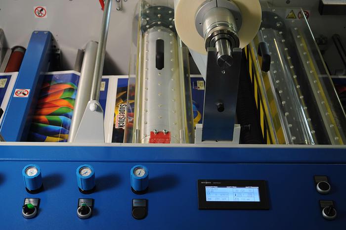 D & K Europa EL – Laminating & Embossing machine