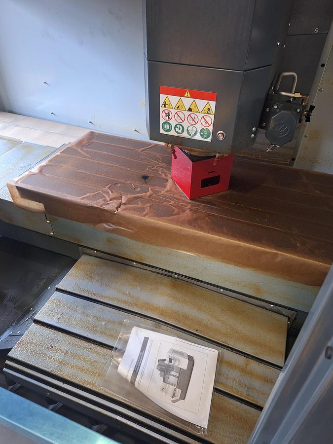 Usato CENTRO DI LAVORO HAAS VF-4-EU SHOW ROOM