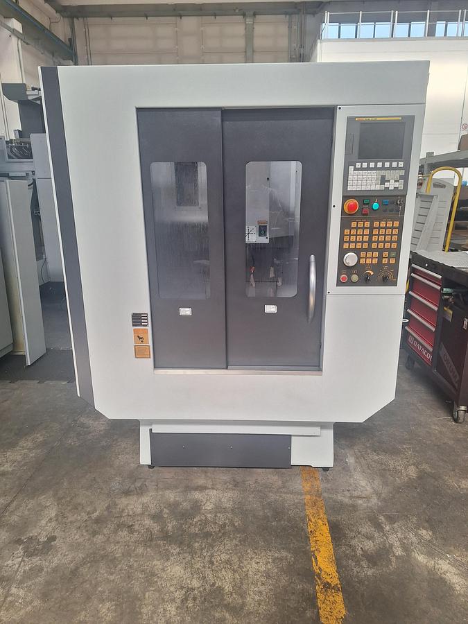 Usato CENTRO DI LAVORO VERTICALE BRIDGEPORT GX 480 USATO