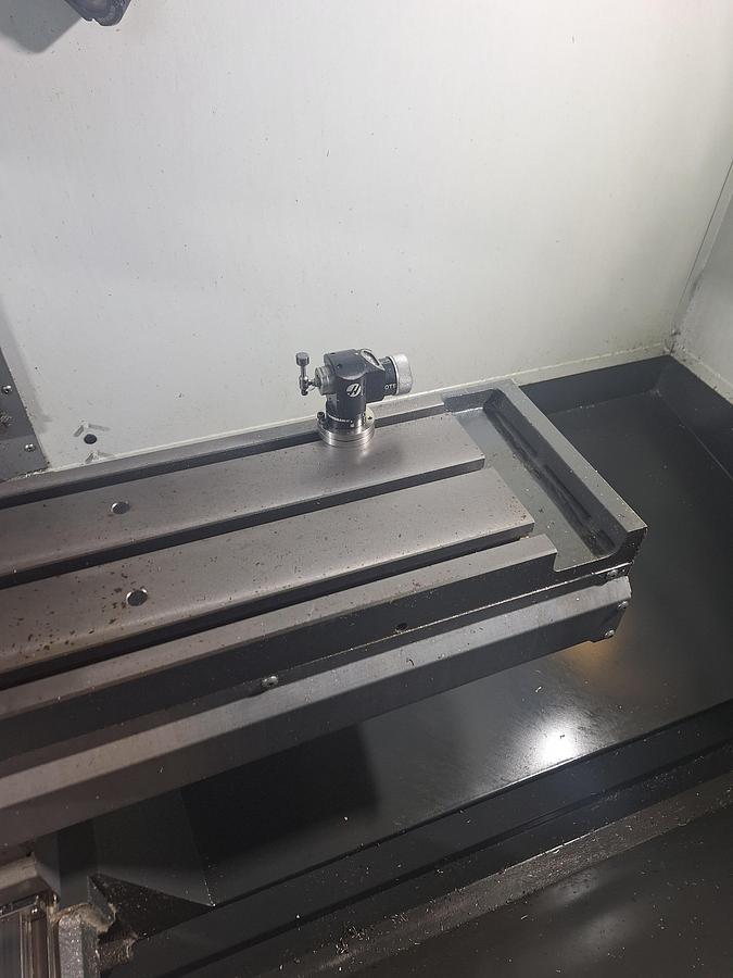 Usato CENTRO DI LAVORO VERTICALE HAAS TM-2P