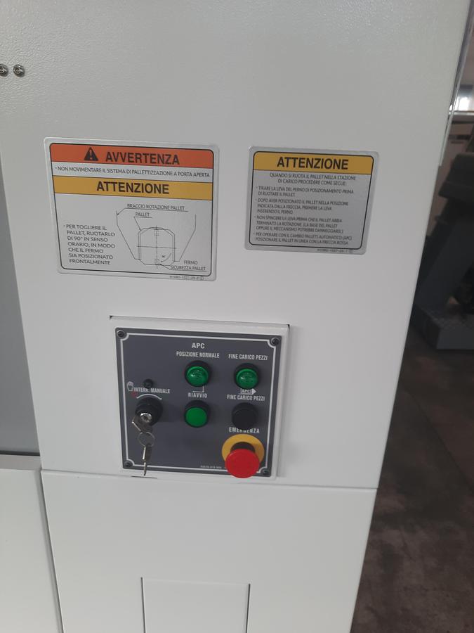 Ricondizionato CENTRO DI LAVORO ORIZZONTALE OKUMA MA 400 HA USATA REVISIONATA