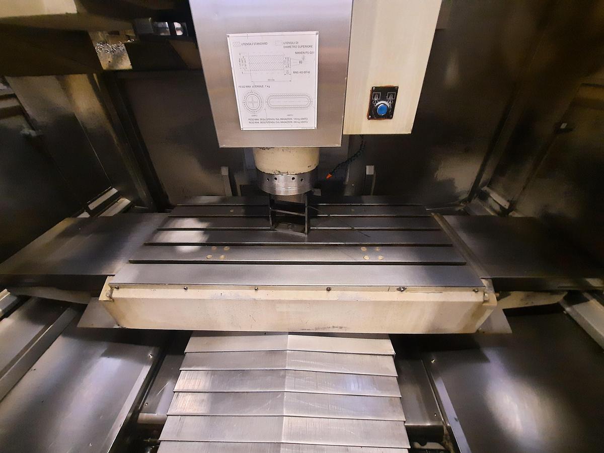 Usato CENTRO DI LAVORO BRIDGEPORT XR 1000