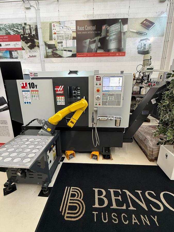 TORNIO HAAS ST-10Y-EU CON ROBOT PKG-1 SHOW ROOM