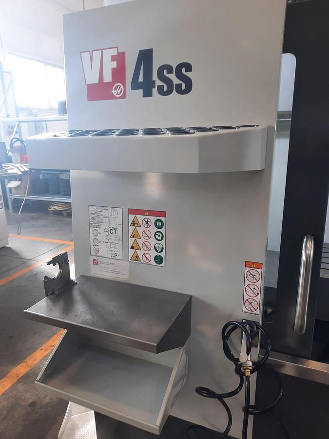 Usato CENTRO DI LAVORO HAAS VF-4 SS USATO