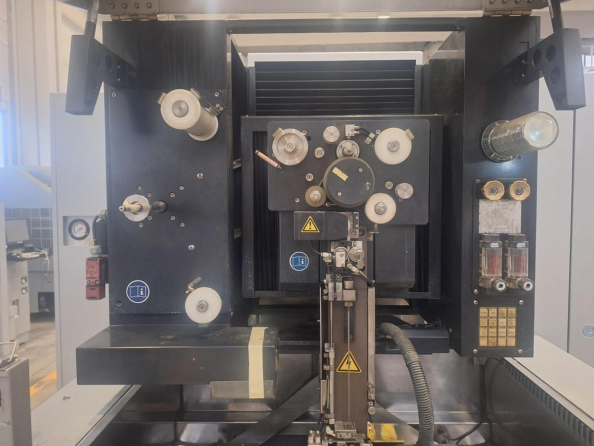 Usato ELETTROEROSIONE A FILO SODICK AQ 400 L 