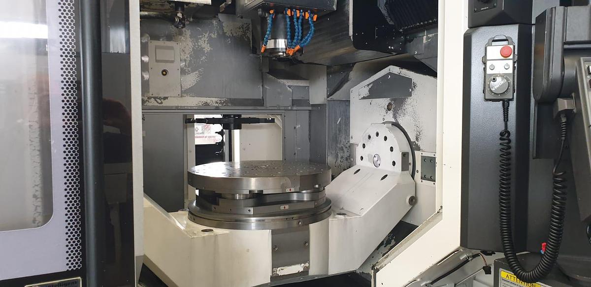 Usato CENTRO DI LAVORO OKUMA MU 6300 V