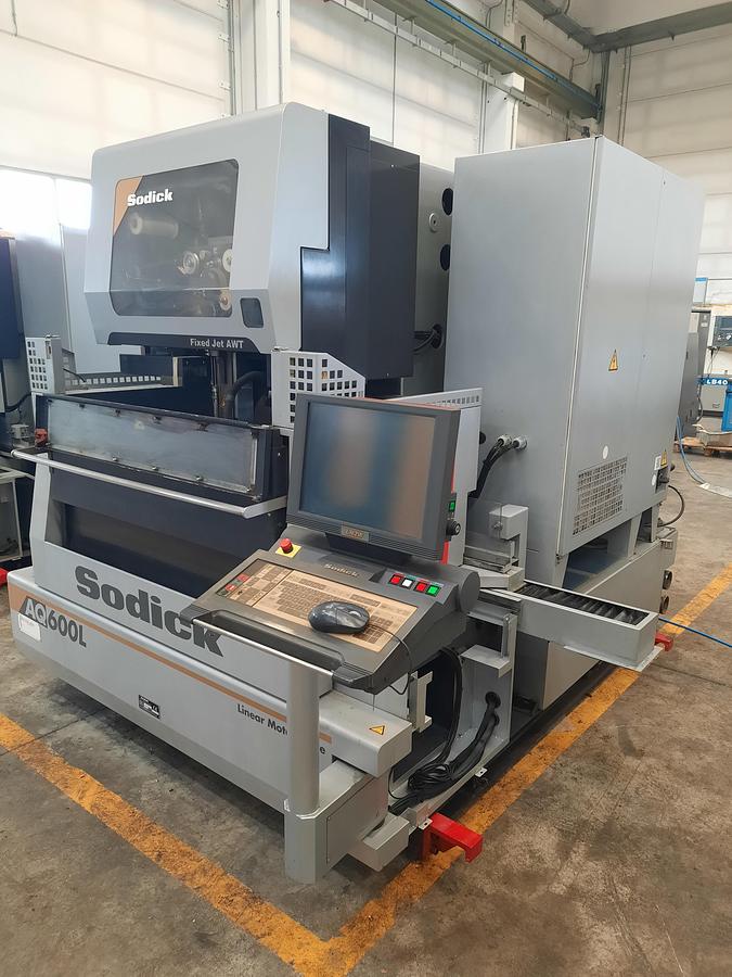 Usato Elettroerosione a filo SODICK AQ 600 L