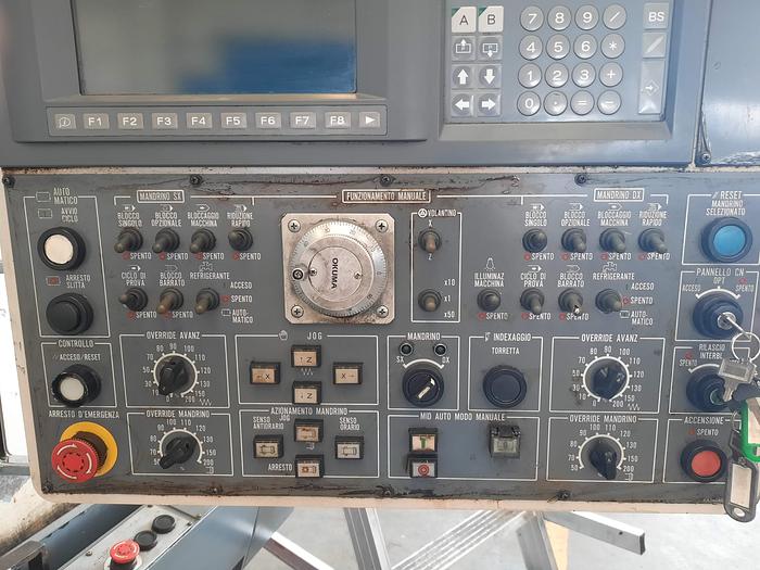 Usato TORNIO VERTICALE OKUMA & HOWA 2 SP – V 40