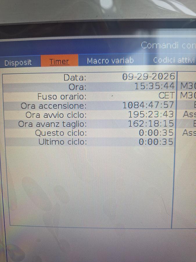 Usato CENTRO DI LAVORO VERTICALE HAAS TM-2P