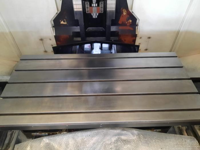 Usato CENTRO DI LAVORO HARTFORD HCMC 1270