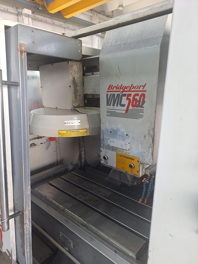 Usato CENTRO DI LAVORO BRIDGEPORT VMC 560/22
