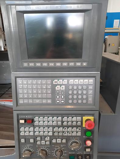 Usato CENTRO DI LAVORO VERTICALE OKUMA MB 56 VB USATO