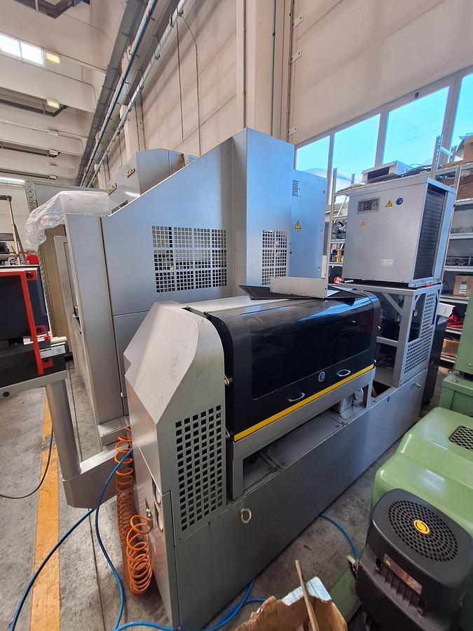 Usato ELETTROEROSIONE A FILO SODICK AG 600 L