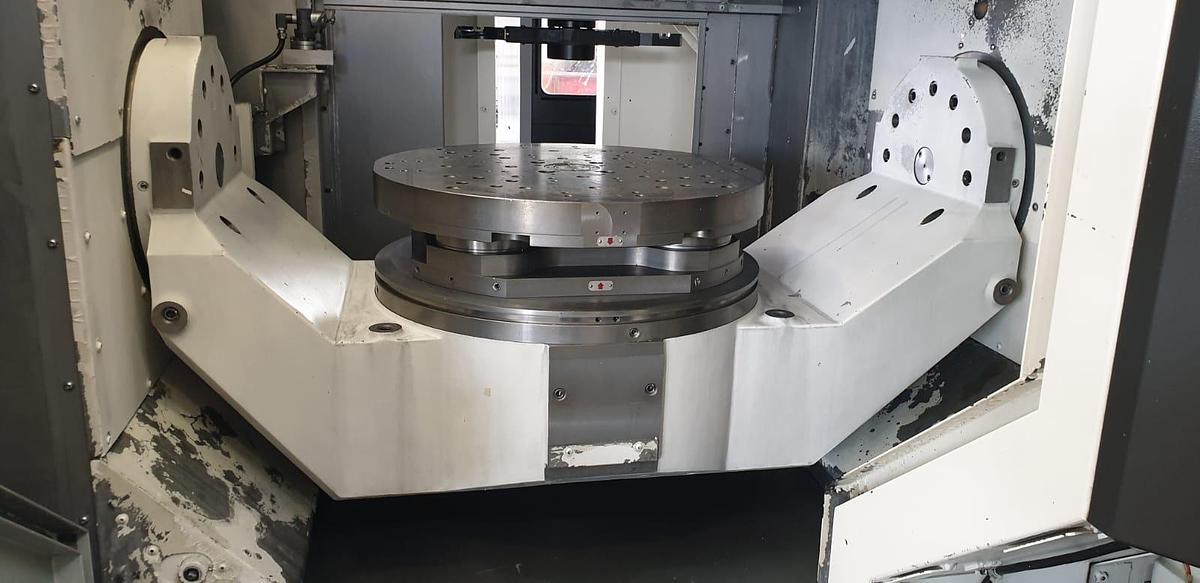 Usato CENTRO DI LAVORO OKUMA MU 6300 V