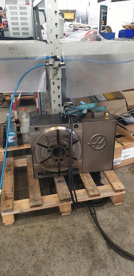 Usato CENTRO DI LAVORO VERTICALE HAAS VF 7/50 USATO