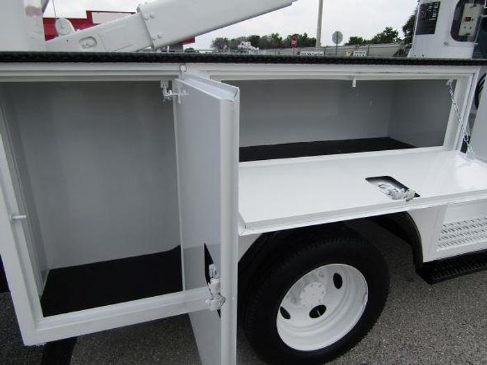 Used Versalift VST40-MH 45ft Bucket Boom on 2015 Ford F550 4x4 Utility Truck - 44904