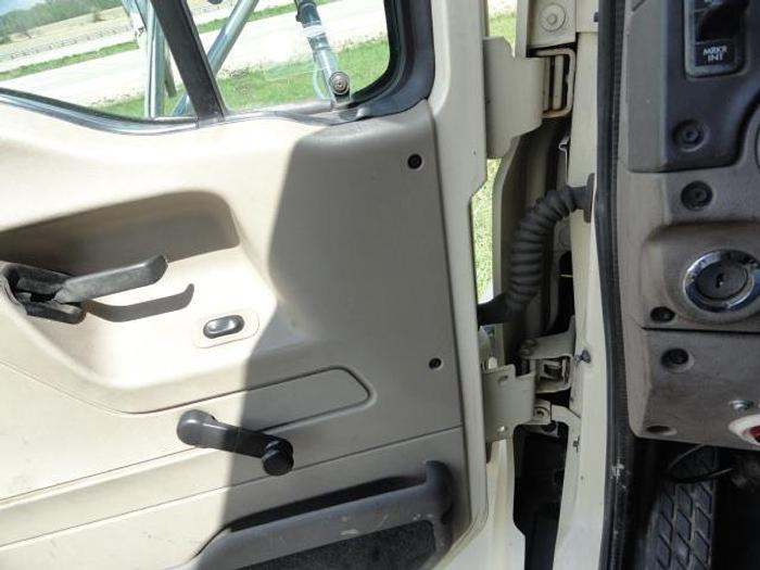 Used 2009 STERLING L9500