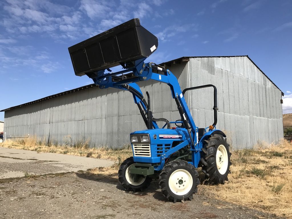 Used Diesel 4x4 Yanmar Tractor 2610D