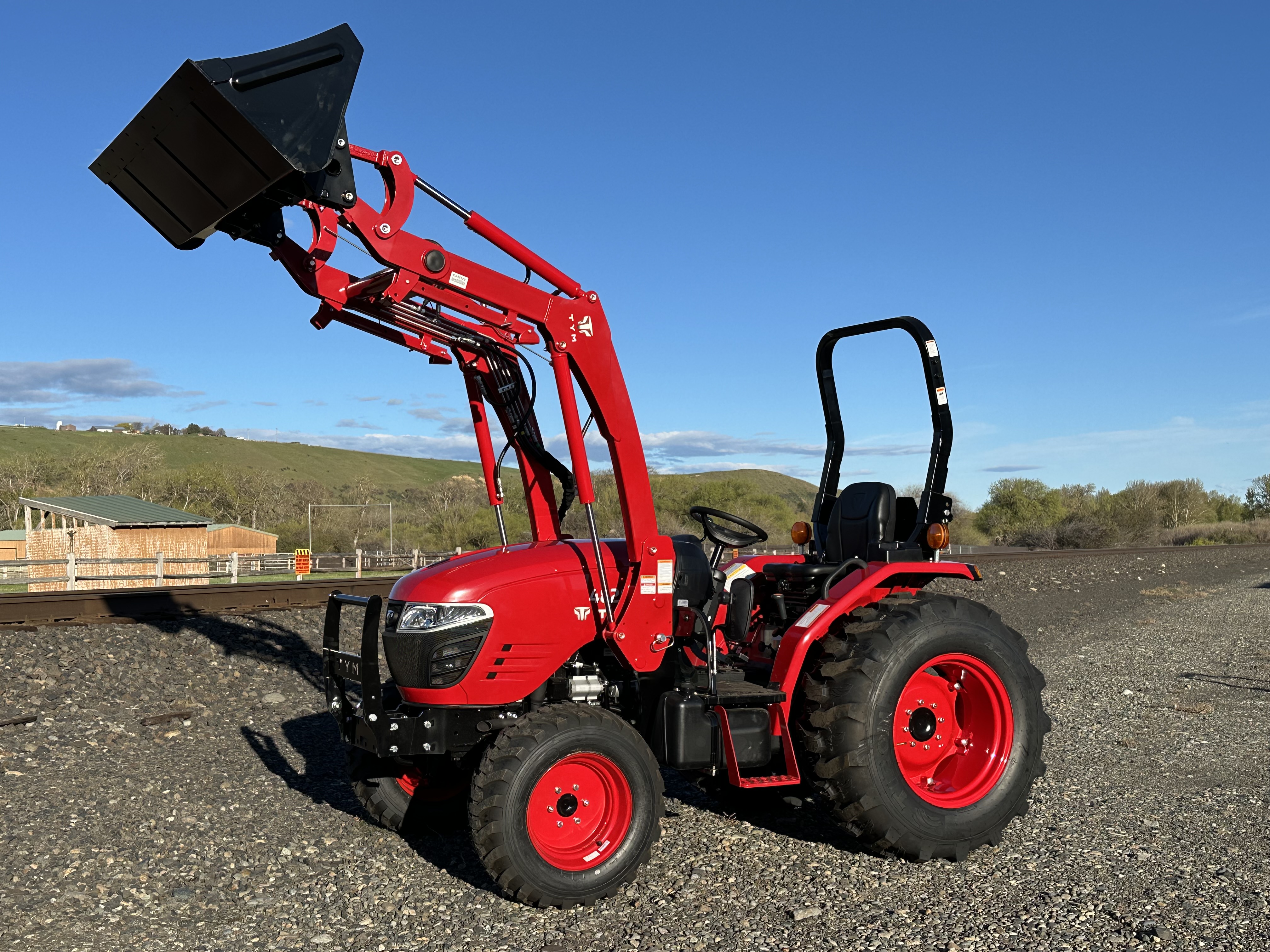 TYM / Branson Tractors 4820H (hydrostatic)