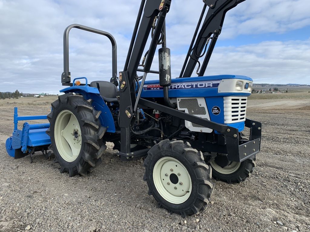 Used Diesel 4x4 Yanmar Tractor 2210D