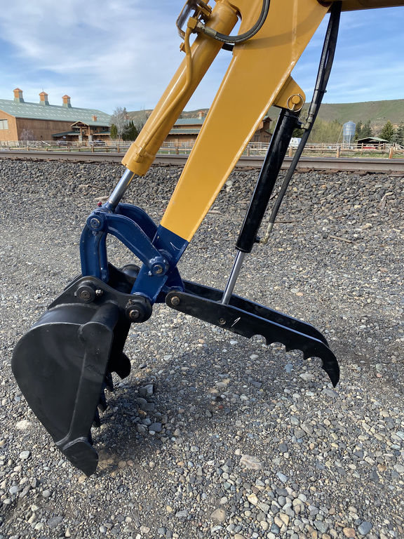 Used 2005 Komatsu PC20