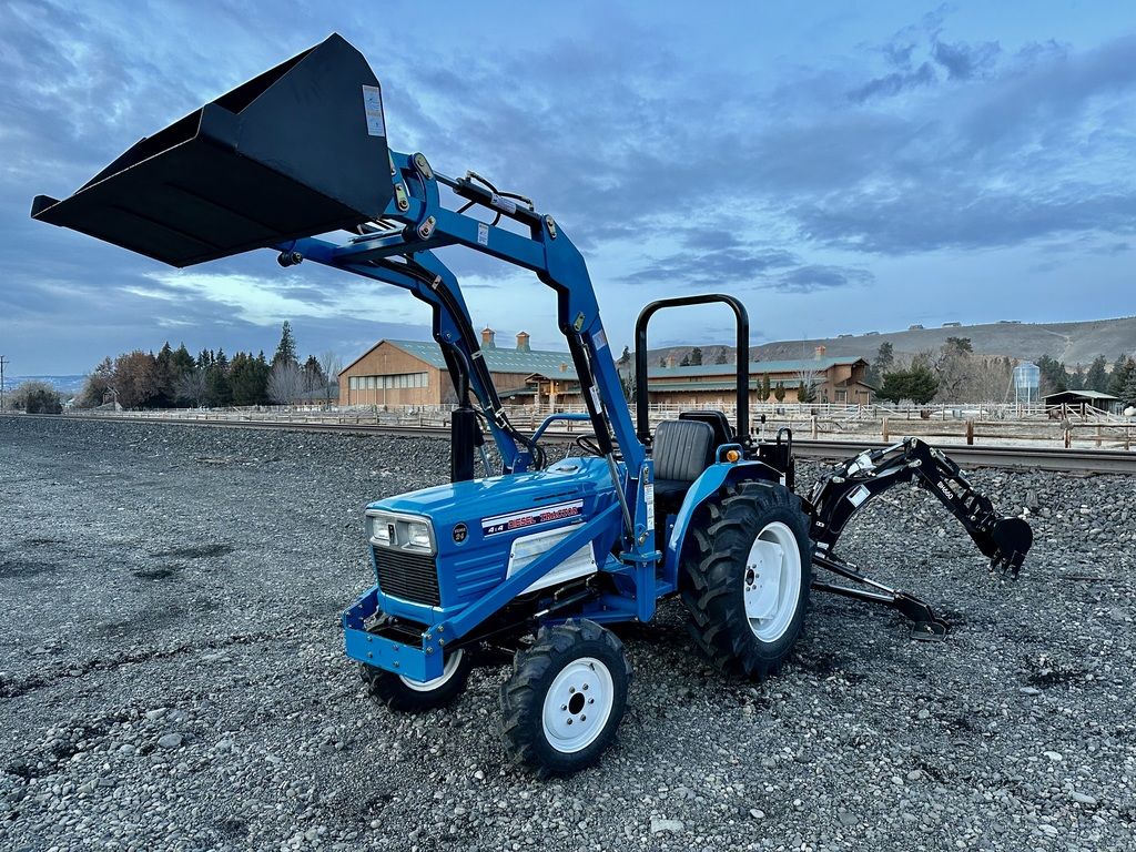 Used Diesel 4x4 Yanmar Tractor YM2420D with Ansung BH660 Backhoe