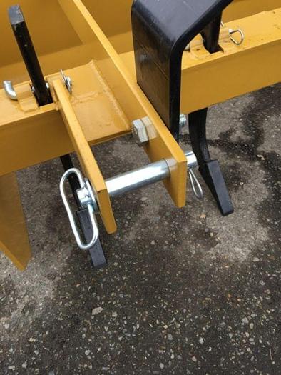 TractorCo.com Box Scraper