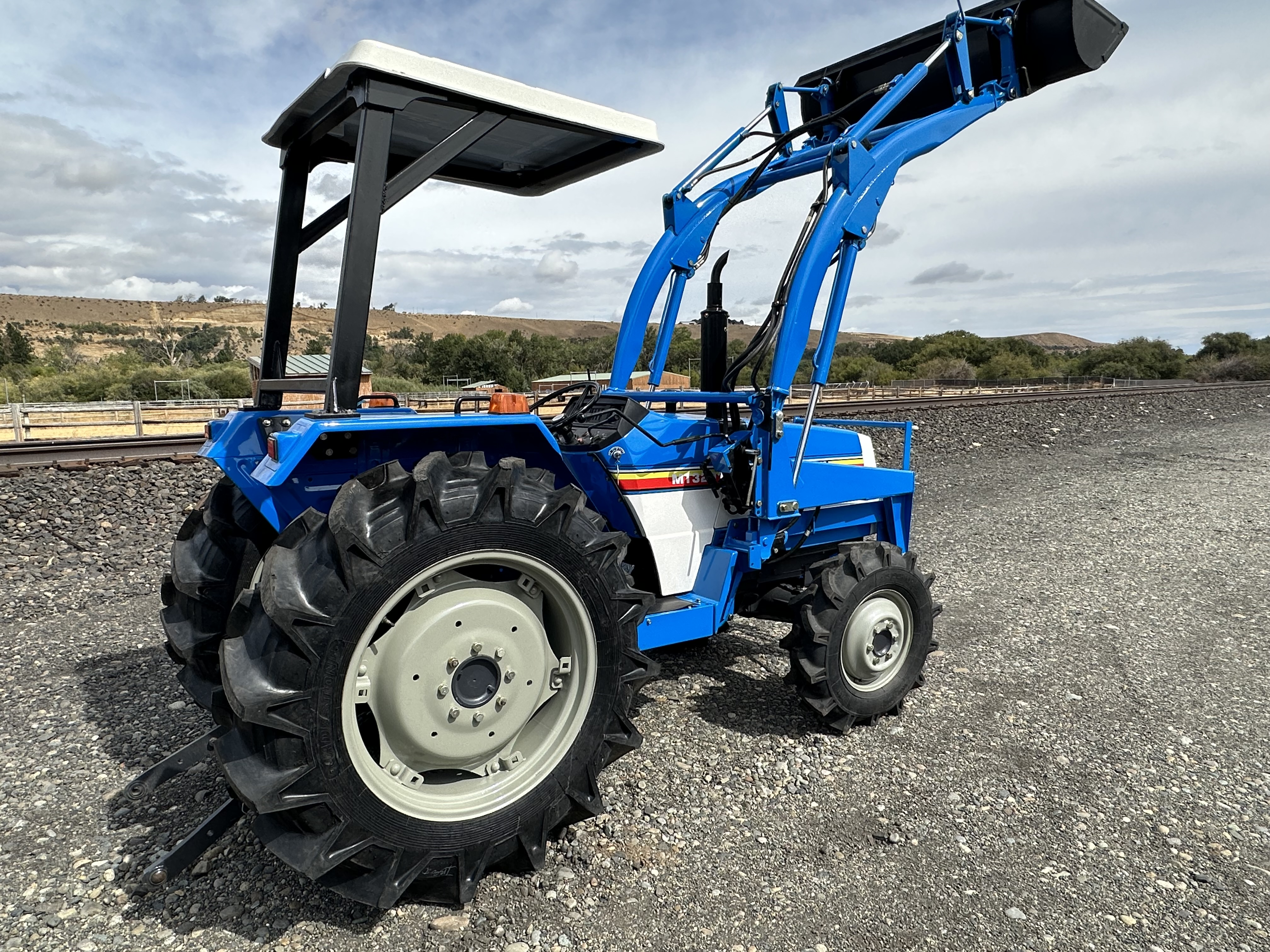 Used Mitsubishi Model MT3201