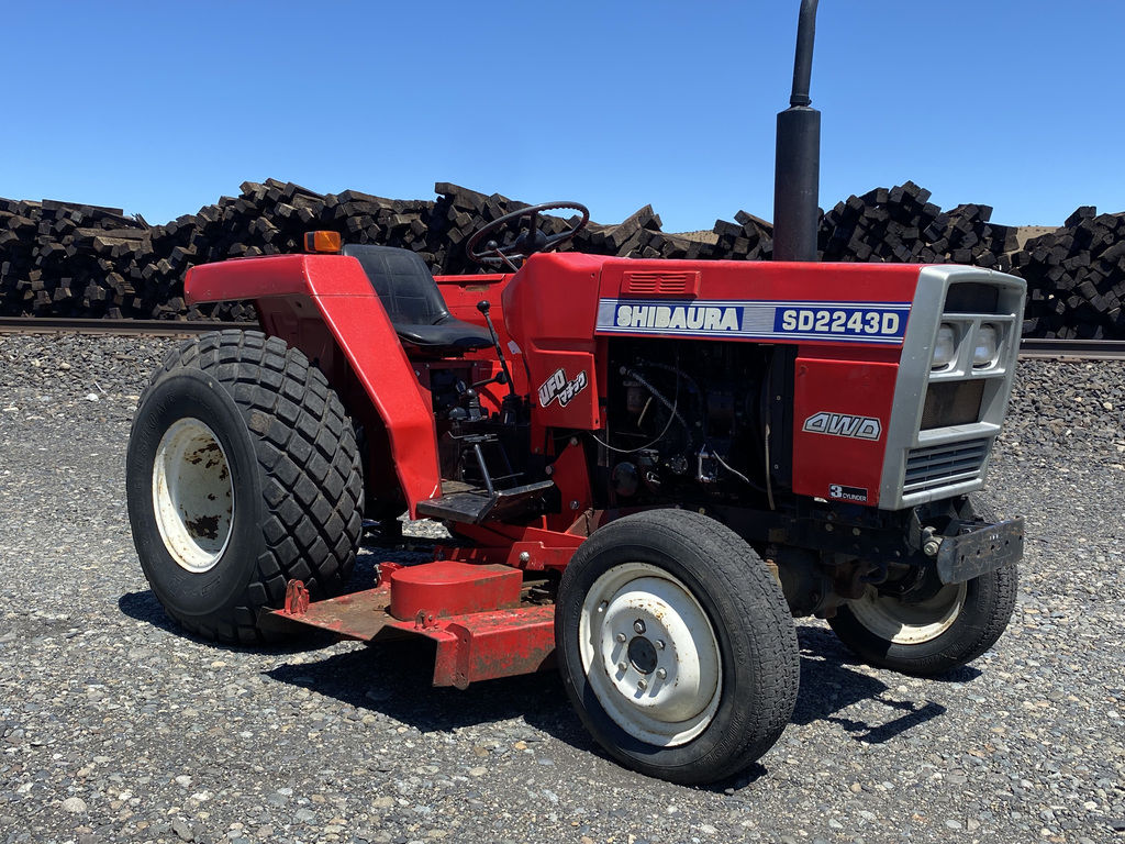 Used 1985 Shibaura SD2243d