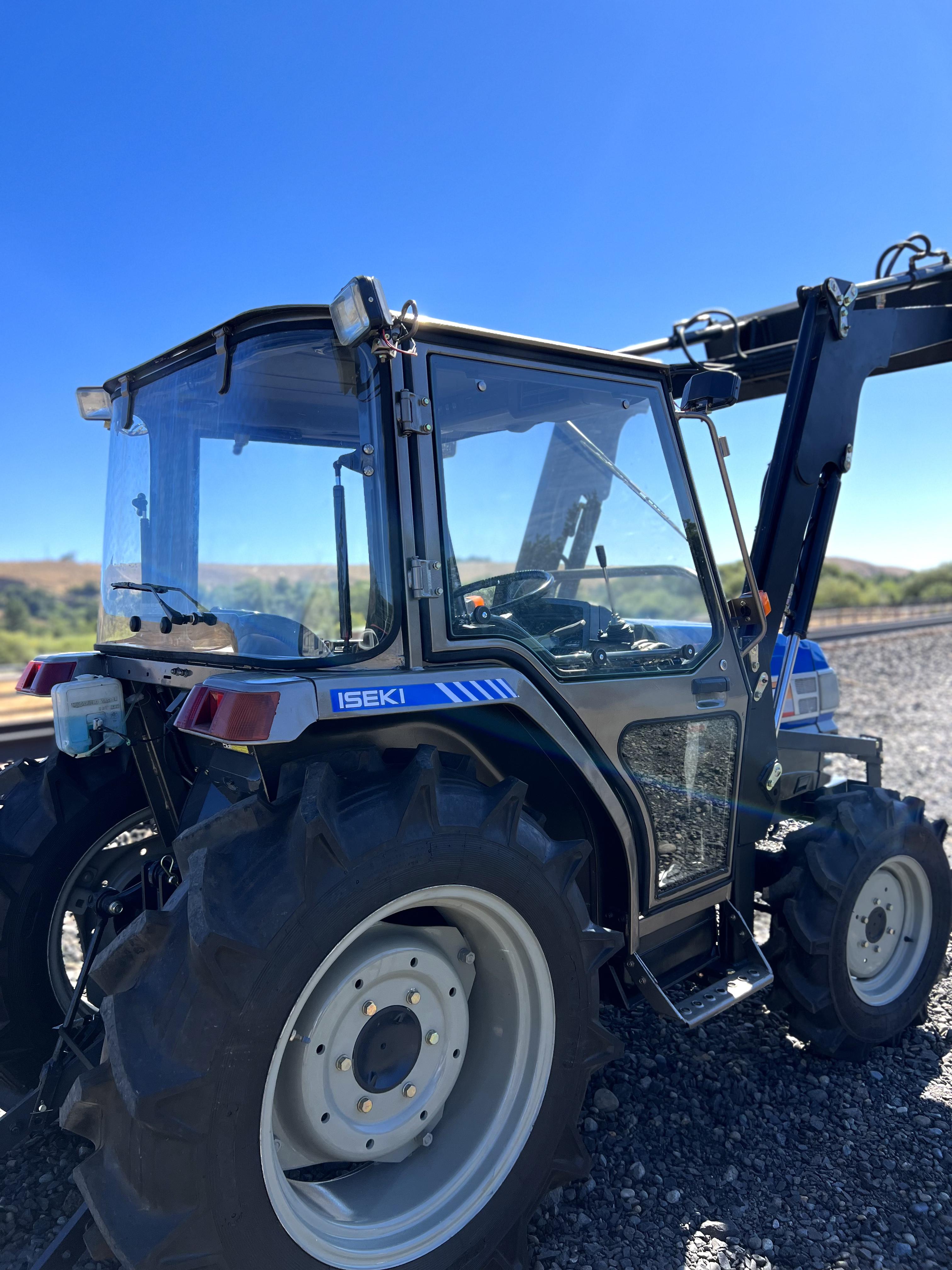 Refurbished Iseki Geas 29 Cab Tractor