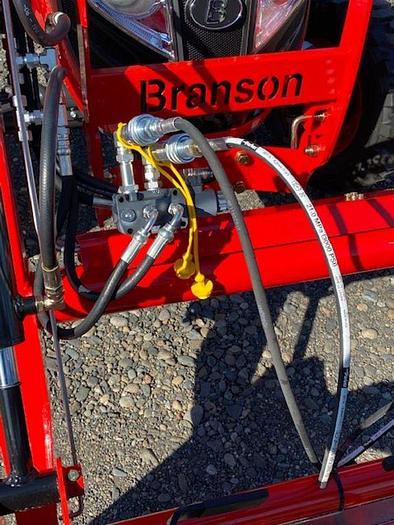 Titan Single Cylinder Skid Steer Quick Connect Hydraulic Grapple