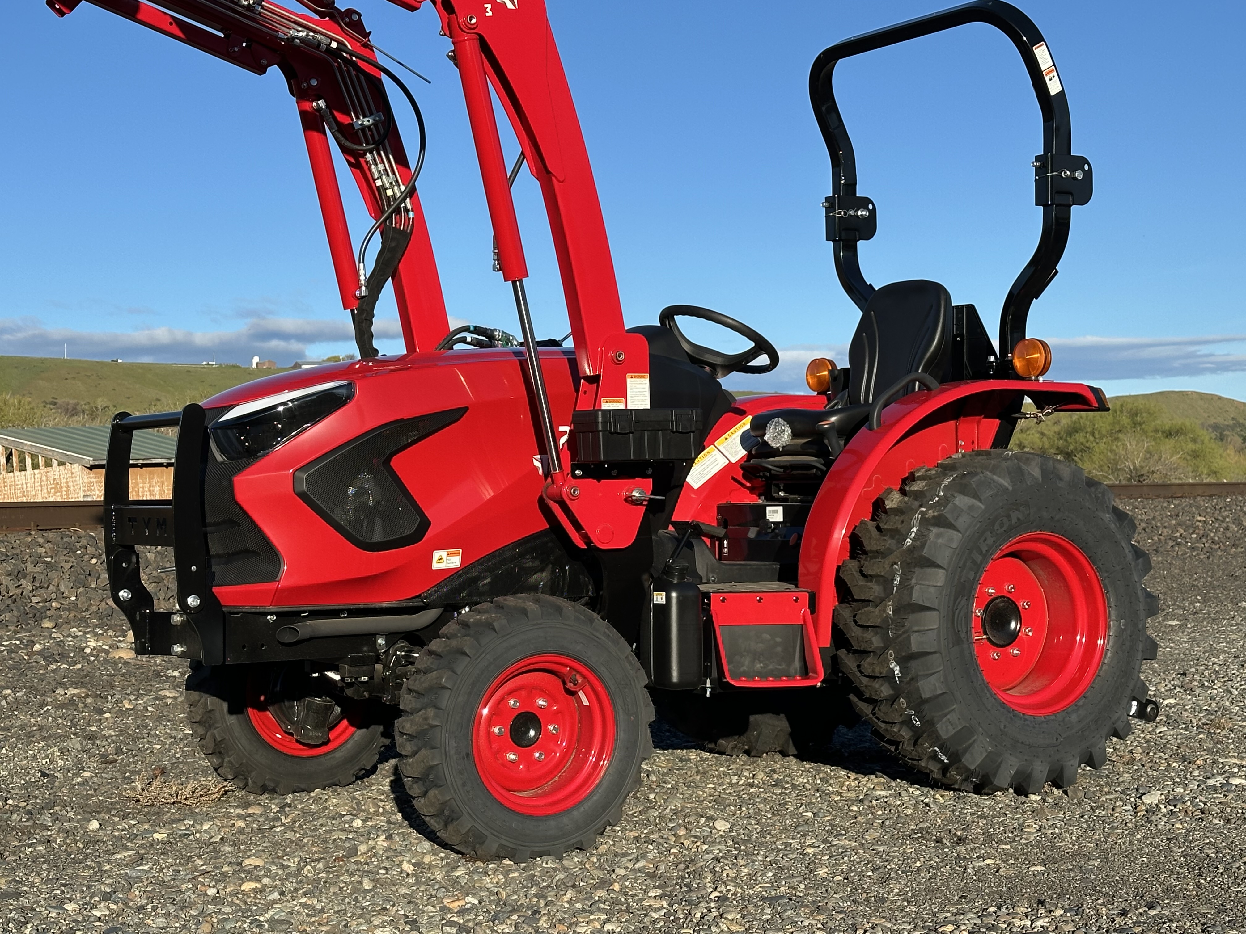 TYM / Branson Tractors 2515H (hydrostatic)