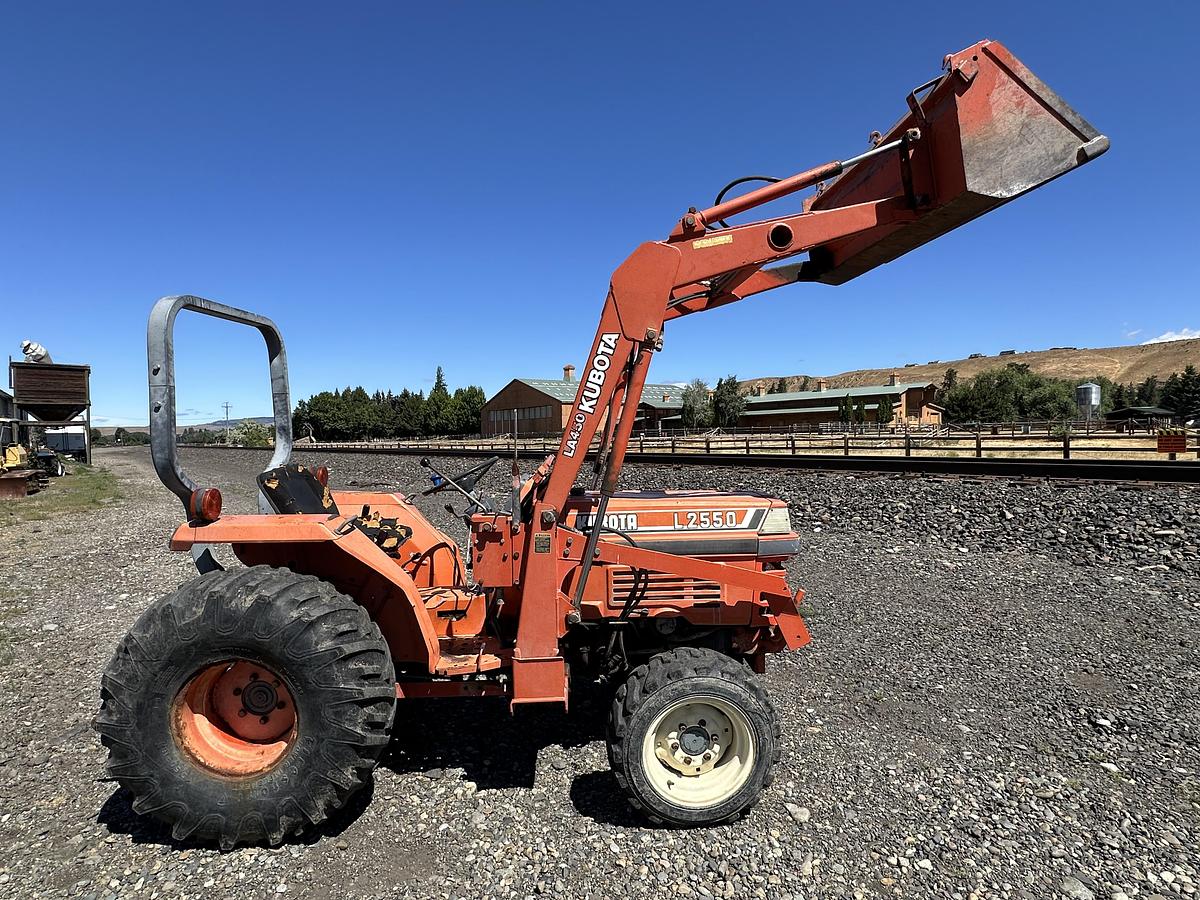 Used 1992 Kubota L2550