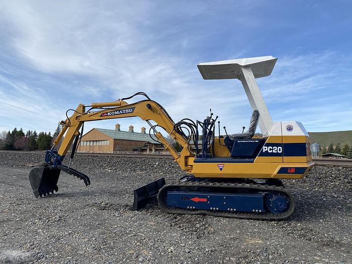 Used 2005 Komatsu PC20