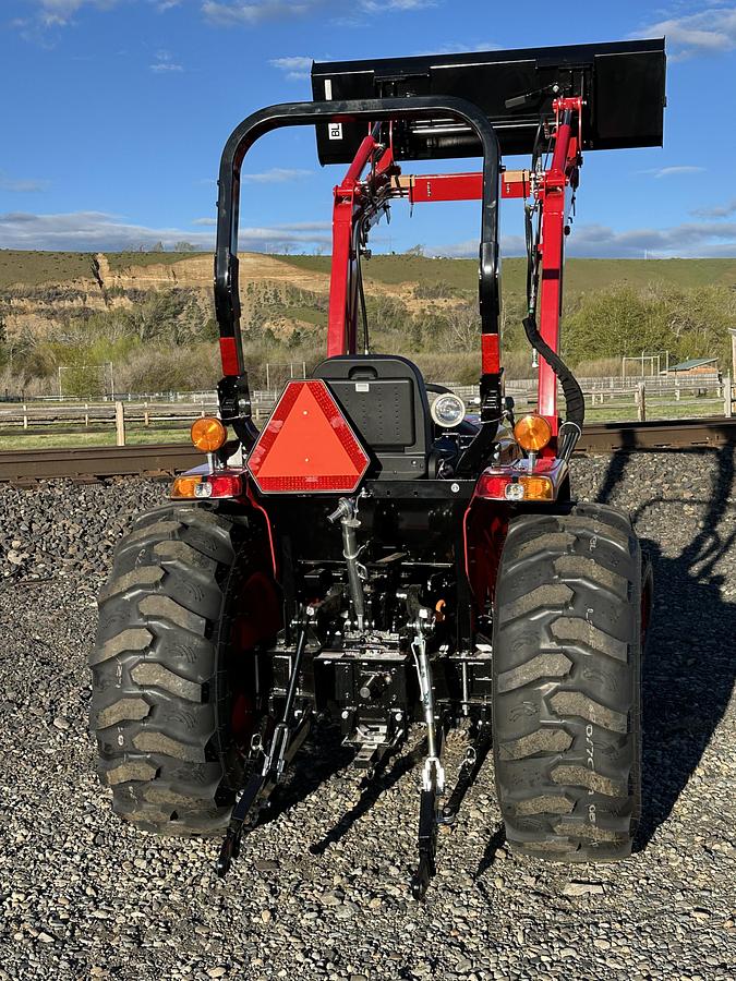 TYM / Branson Tractors 4820H (hydrostatic)