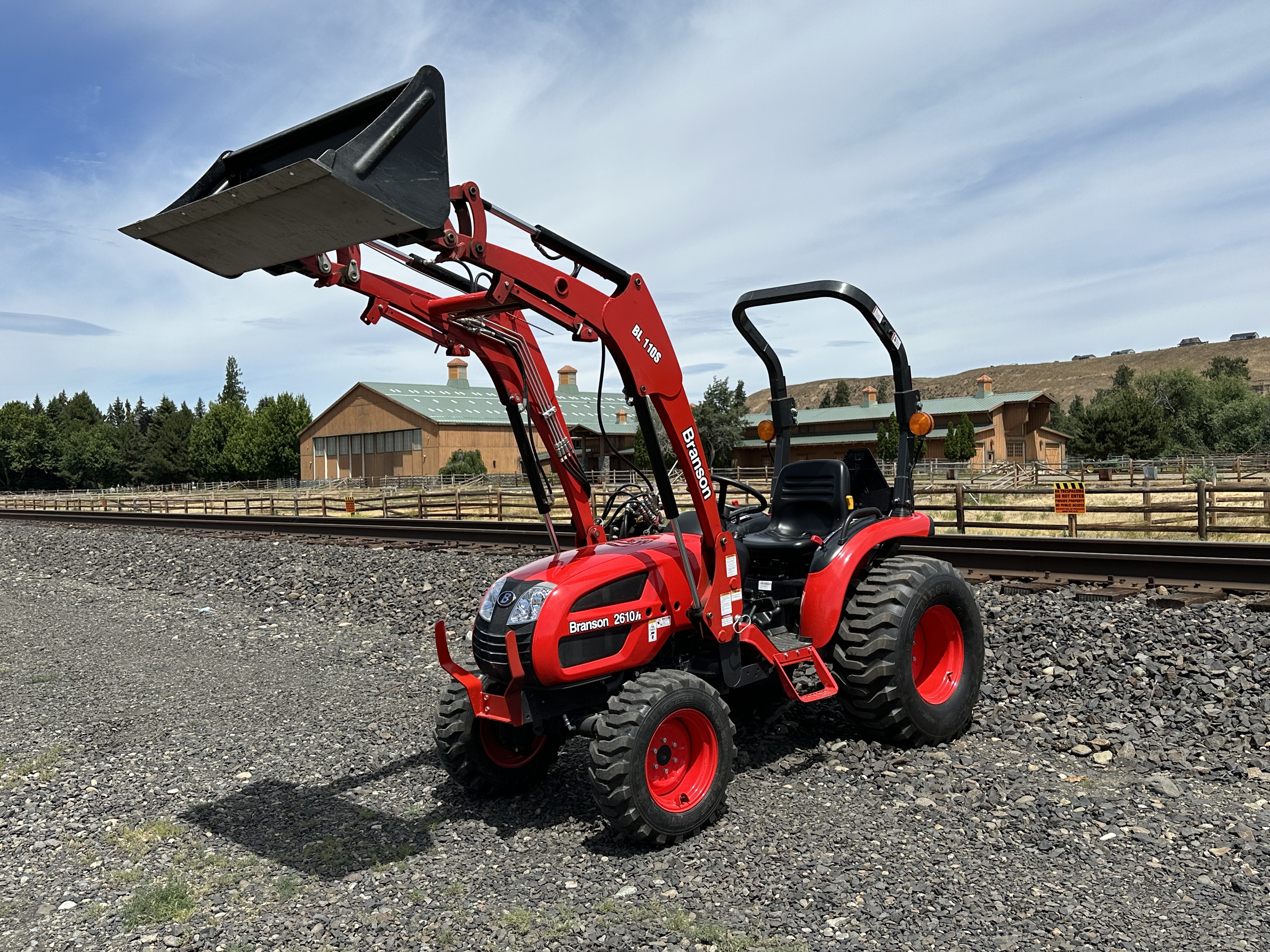 Used 2022 Branson 2610H