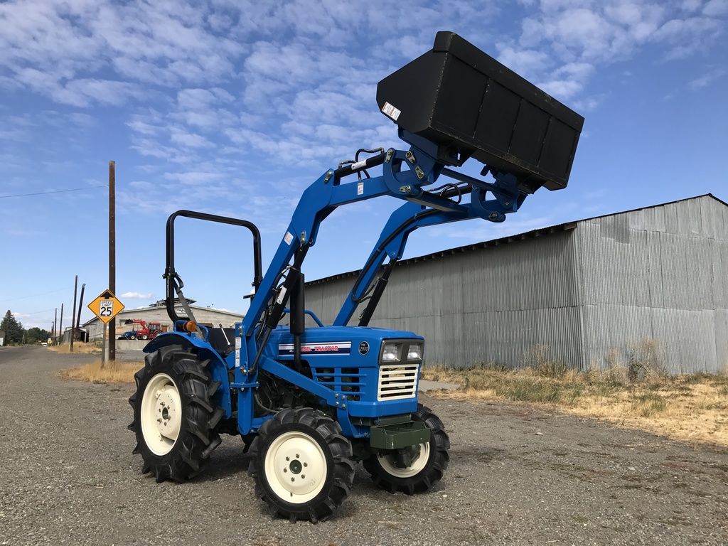 Used Diesel 4x4 Yanmar Tractor 2610D