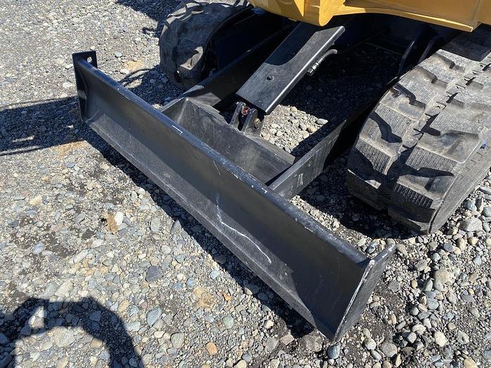 Used 2005 Komatsu PC10