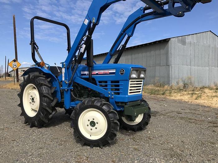 Used Diesel 4x4 Yanmar Tractor 2610D