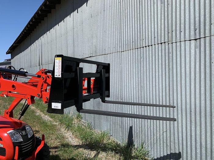 TYM / Branson Tractors 2610H