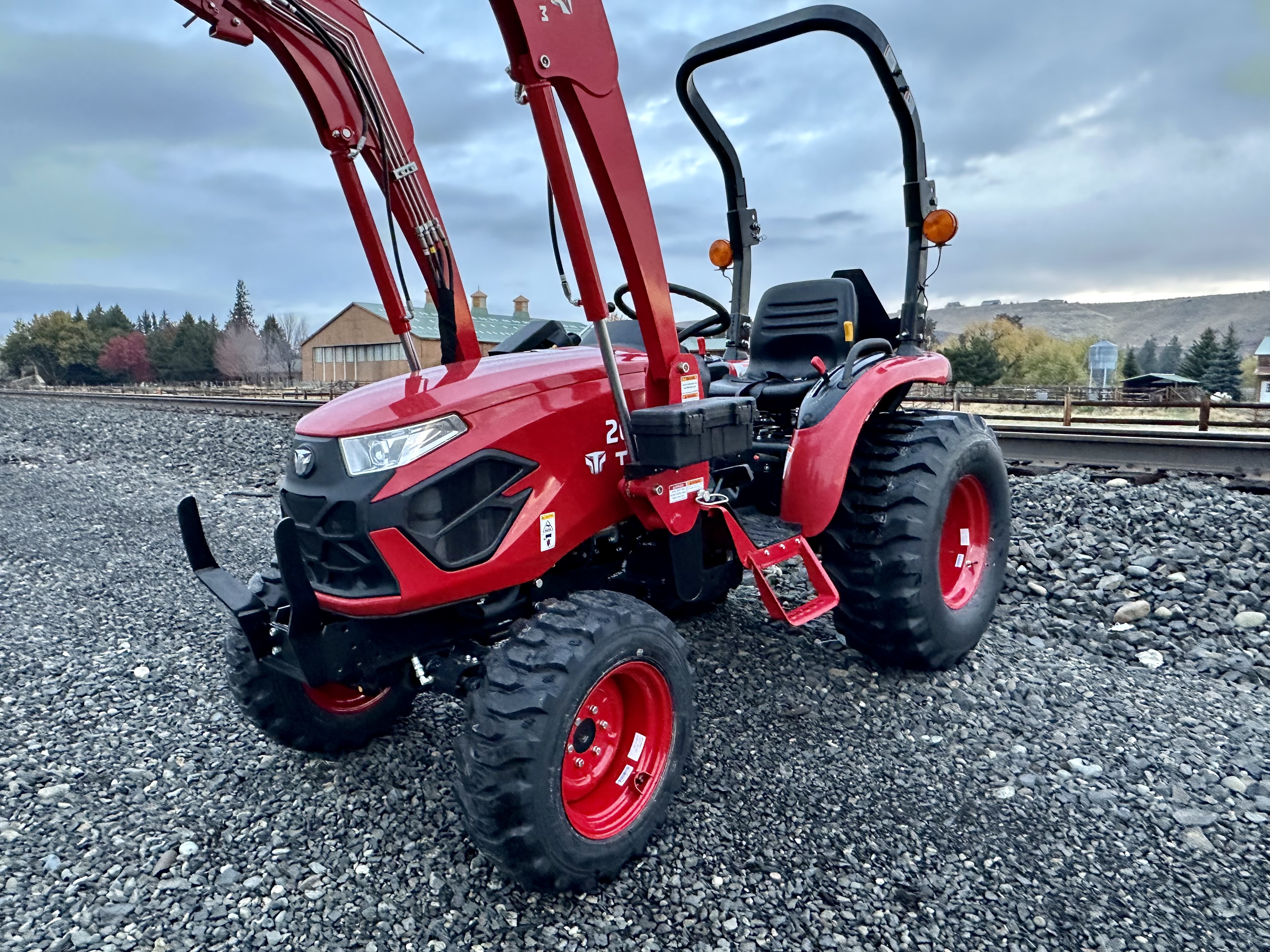 TYM / Branson Tractors 2610H