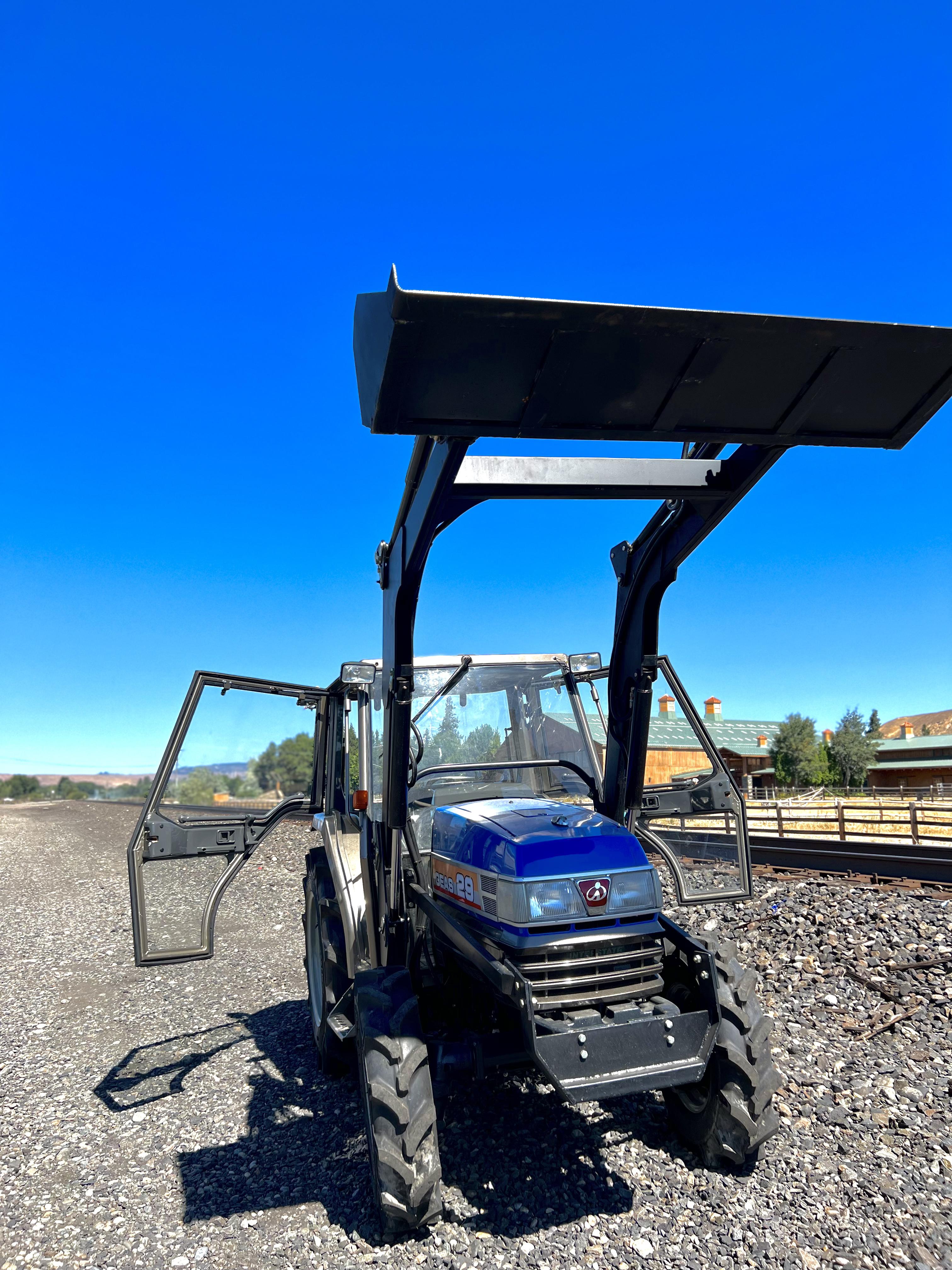 Refurbished Iseki Geas 29 Cab Tractor