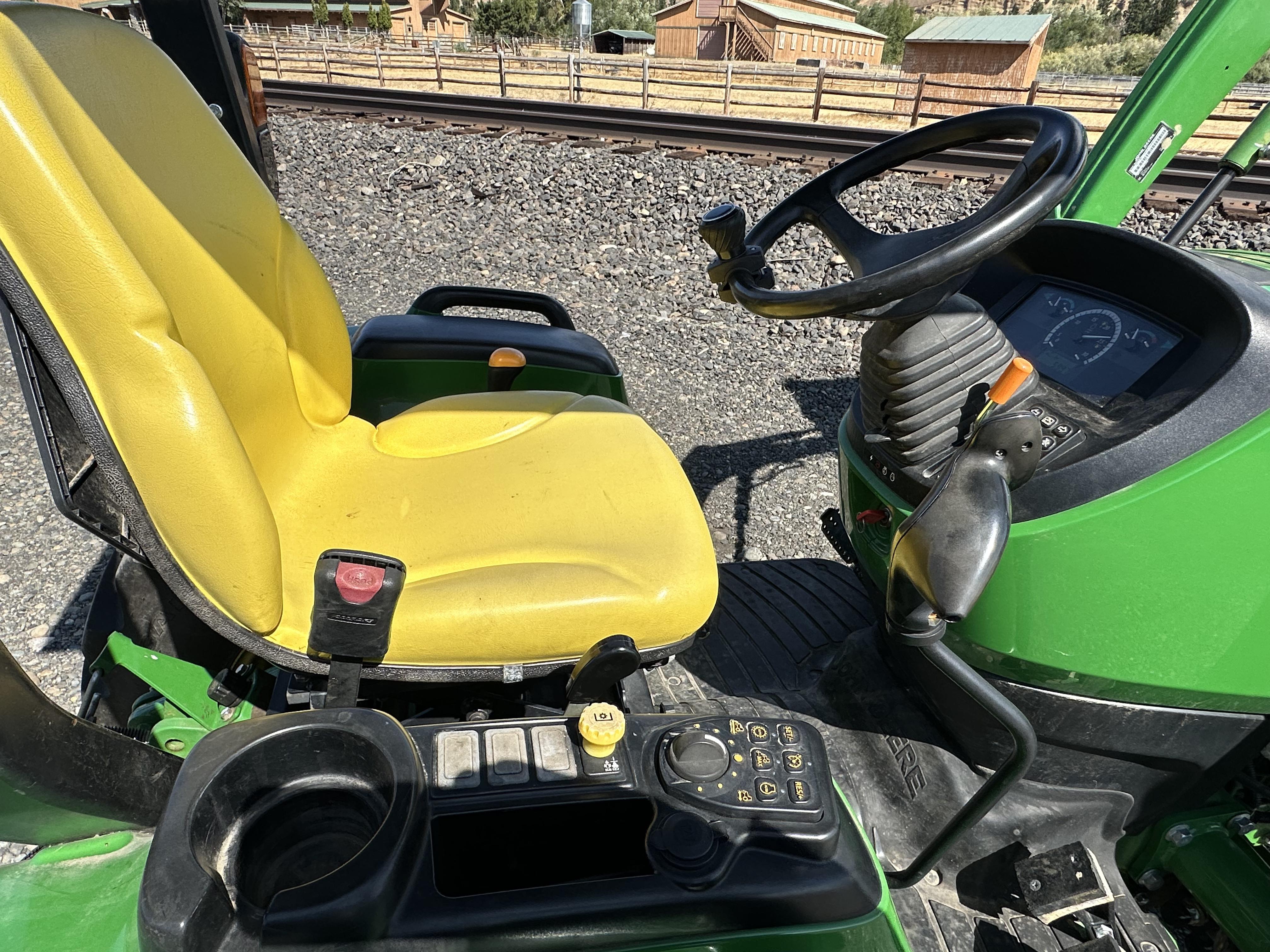 Used John Deere 3039R Diesel 4x4