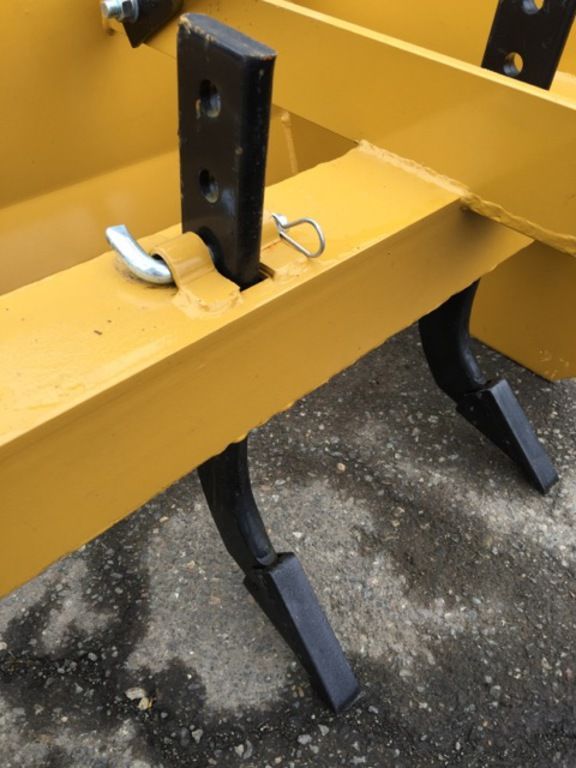 TractorCo.com Box Scraper